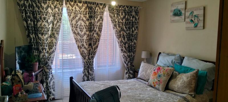 2 Bedroom Property for Sale in Soneike Western Cape
